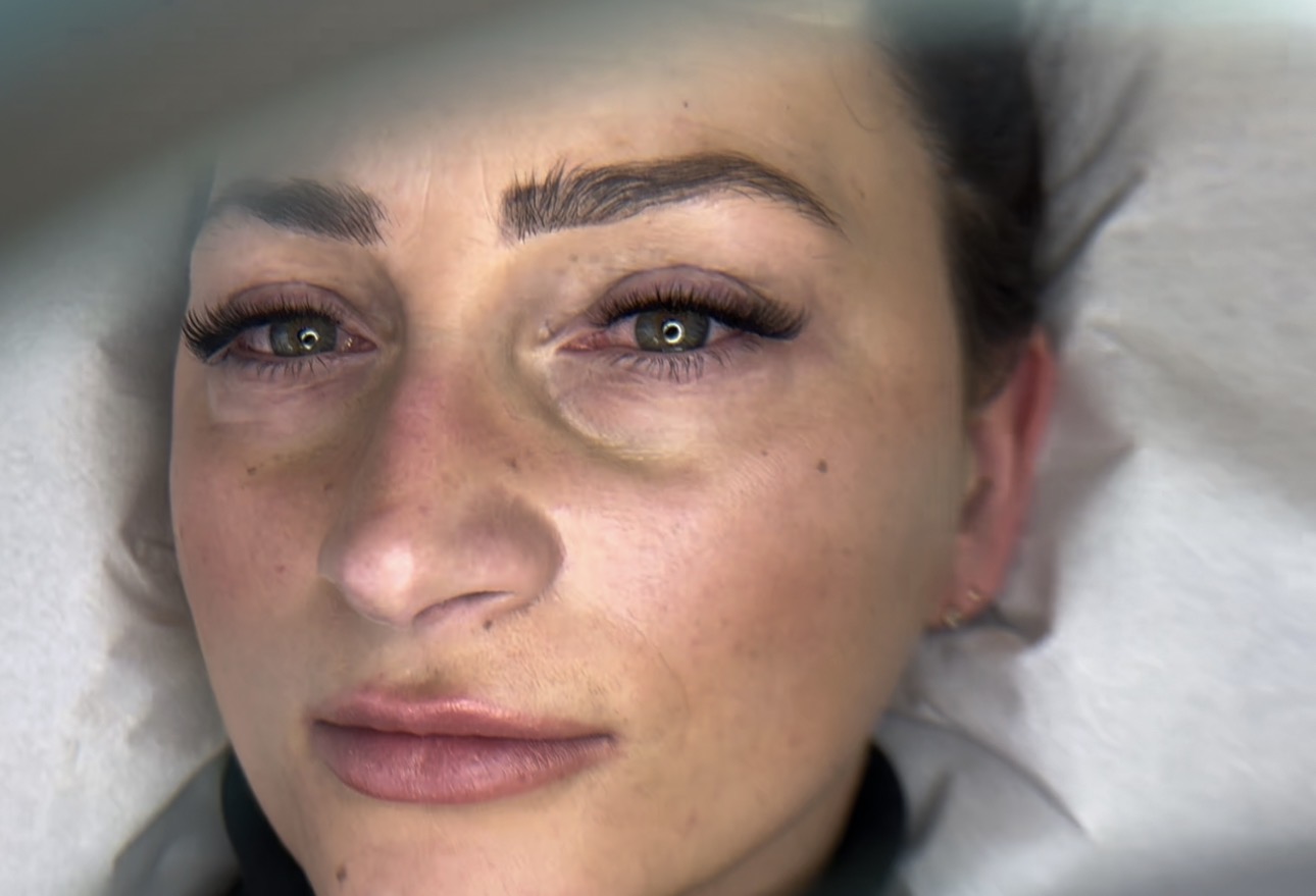 Natural classic lash effect